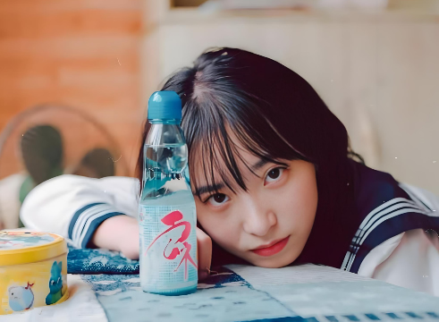 和男邻居出轨多年，病了才明白平淡才是重要